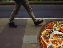 Un simple paseo de 20 minutos puede ser la clave para evitar la fatiga vespertina y proteger tu metabolismo. ESPECIAL / CANVA
