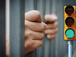 La liberación anticipada representa un paso hacia un sistema penal más humano. ESPECIAL / CANVA