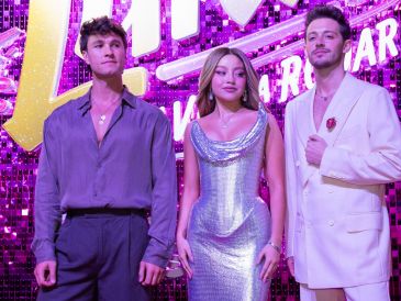 Michael Ronda, Karol Sevilla y Ruggero Pasquarelli en el lanzamiento de "Soy Luna: Volver a Rodar" en Ciudad de México. ESPECIAL/©DISNEY.