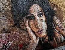 Su muerte conmocionó a la industria musical y dejó un vacío que muchos intentaron llenar. EFE / L. Campello.
