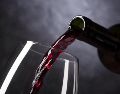 El resveratrol del vino tinto ha despertado interés por sus posibles beneficios para el corazón. CANVA