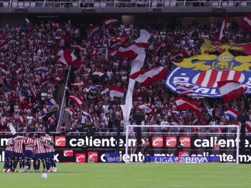 Chivas agotó la totalidad de los abonos disponibles para la temporada 2026-2027. X/@Chivas