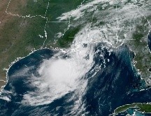 Ante las posibles amenazas de inundaciones, NHC subraya la necesidad de mantener la precaución en las zonas costeras de Texas y Luisiana a medida que el sistema avanza hacia el interior. EFE/NHC Cortesía