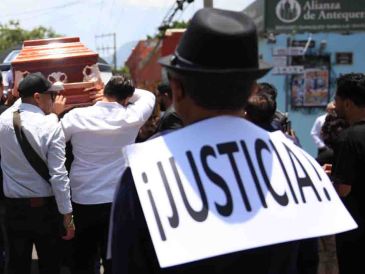 Amnistía exigió a las instituciones de Oaxaca realizar una investigación "pronta, exhaustiva e independiente" del asesinato de Leyva. SUN/E. Hernández