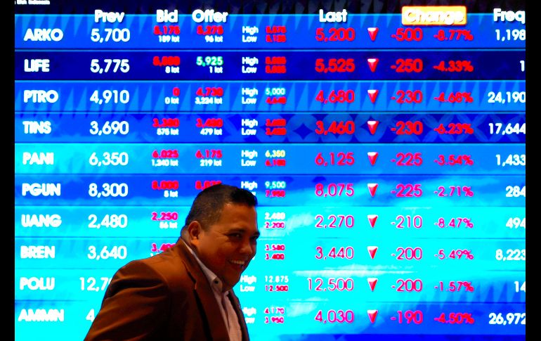 El petróleo WTI cerró la semana con una subida del 3 %, hasta 89.31 dólares el barril. En el cómputo semanal, el precio avanzó un 8 por ciento. EFE/M. Irham