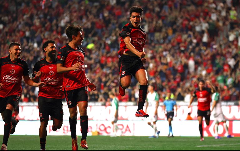 Los Xolos llegaron a 6 puntos y se pusieron en el primer lugar de la Liga MX. IMAGO7/D. Vega