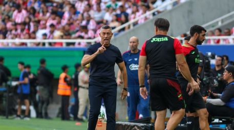 Pedro Caixinha aseguró que Bravos merecía al menos el empate tras la derrota 1-0 frente a Chivas en Guadalajara. EL INFORMADOR/ A. NAVARRO.