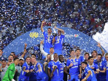 Con actuación destacada de Paradela y Rodríguez, Cruz Azul confirmó su dominio en el futbol mexicano. IMAGO7.