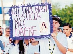 Familiares de Dafne Zapata mantienen sus protestas para dar con los culpables de su muerte. SUN