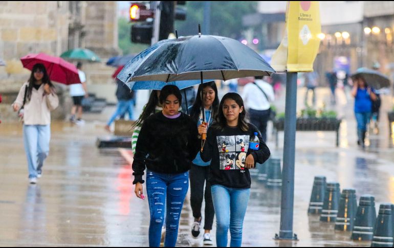 Te compartimos las temperaturas y los horarios en que se prevé el inicio de las precipitaciones en Guadalajara. EL INFORMADOR / ARCHIVO