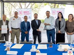 El IDEFT y Grupo PISA firmaron un convenio para capacitar y certificar las competencias laborales de su personal en Jalisco. CORTESÍA.