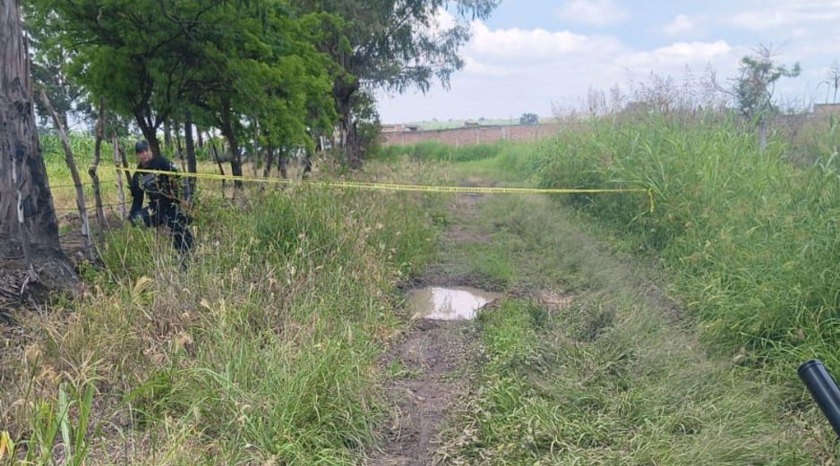 Al sitio llegó personal del Ministerio Público y del Instituto Jalisciense de Ciencias Forenses quienes ya investigan el móvil del crimen, así como las posibles causas de muerte. ESPECIAL