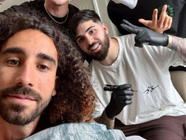 Esta fue la imagen con la que Cucurella informó que había cumplido su promesa. EFE / Cuenta en X de Cucurella