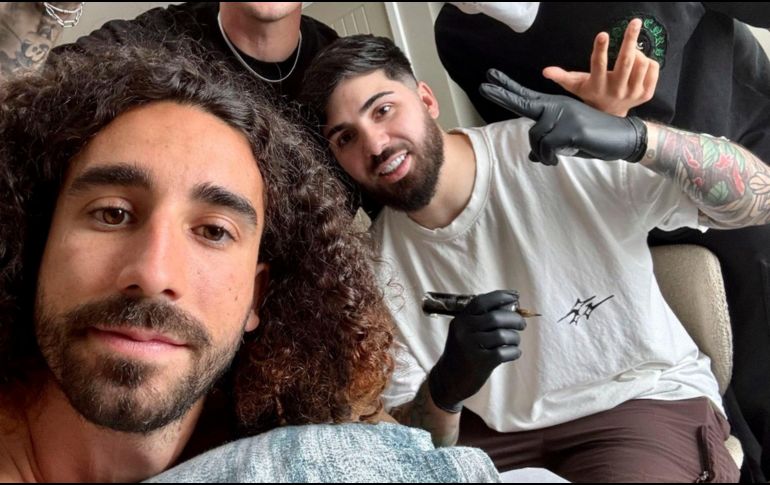 Esta fue la imagen con la que Cucurella informó que había cumplido su promesa. EFE / Cuenta en X de Cucurella