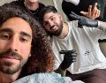 Esta fue la imagen con la que Cucurella informó que había cumplido su promesa. EFE / Cuenta en X de Cucurella