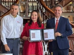 Guadalajara conmemoró el 50 aniversario del Tianguis Turístico con la cancelación de una estampilla postal que ya forma parte del registro histórico nacional. CORTESÍA.