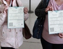 Te explicamos qué significa cada tono, por qué existen diferentes formatos en México y si necesitas actualizar tu documento. EL INFORMADOR/ARCHIVO