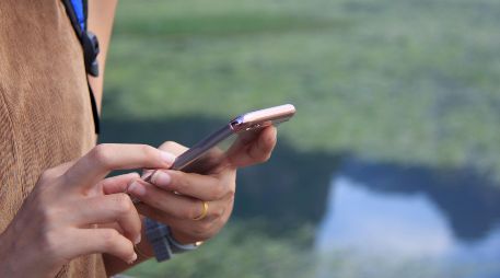 La mandataria federal enfatizó que el gobierno no se quedará con los datos obtenidos a través de este registro de celulares. PEXELS.