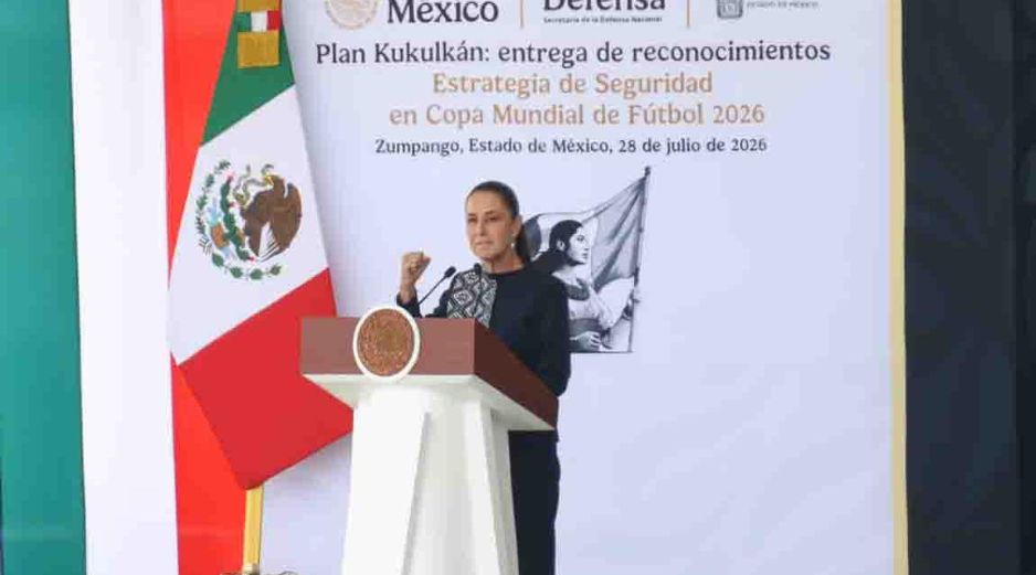 La Presidenta de la República y Comandanta Suprema de las Fuerzas Armadas, Claudia Sheinbaum Pardo, encabezó la Ceremonia de reconocimientos al personal que integró el Plan Kukulkán. SUN / K. Guerrero