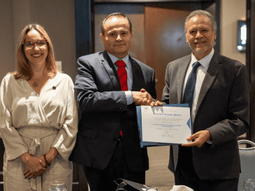 La visión "Chapala 2030" abarca seis ejes estratégicos, estos incluyen salud y bienestar, la formación de talento y el impulso al turismo premium. CORTESÍA