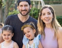 Álvaro Romero y Daniela Maldonado con Alessa y Regina Romero. GENTE BIEN JALISCO / Revista del 31 de julio 2026