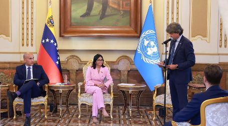 Según diversas proyecciones, las repercusiones económicas de los sismos amenazan con frenar el desarrollo de Venezuela durante la próxima década. EFE/ Palacio de Miraflores
