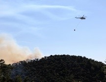 El helicóptero Bell 412 se dirigía a La Rioja para participar en el control de un incendio forestal cuando ocurrió la tragedia. EFE/E. Marcou