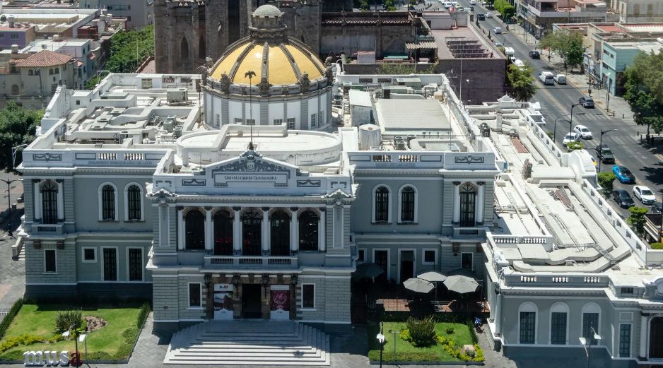 Las exposiciones permanecerán abiertas hasta el domingo. ESPECIAL
