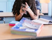 Con las nuevas disposiciones, se contempla la elaboración de protocolos para el uso responsable de los celulares por parte de los estudiantes. ESPECIAL/PEXELS