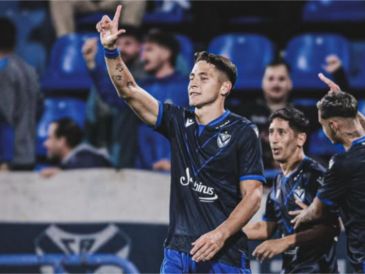 Florián Monzón se perfila como el nuevo delantero del Atlas tras el avance de las negociaciones con Vélez Sarsfield. INSTAGRAM/@florianmonzon1