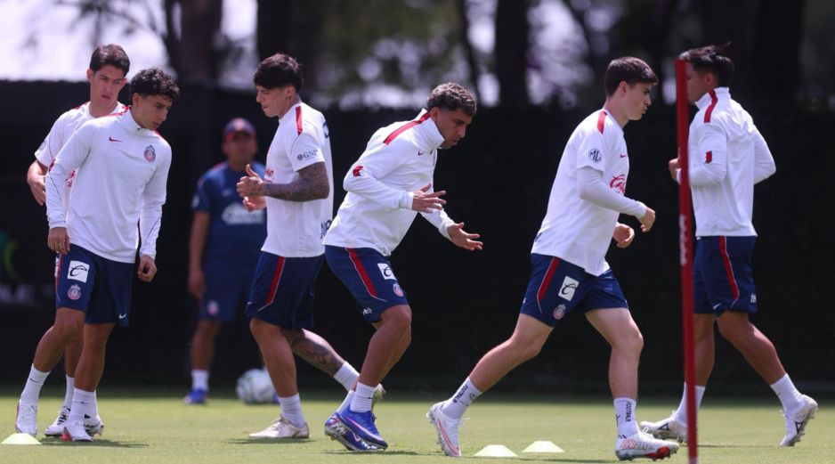 Entrenamiento de Chivas previo al juego contra Puebla. X/Chivas