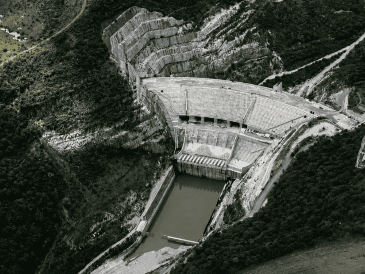 El proyecto de la presa fue inaugurado por el ex presidente Andrés Manuel López Obrador y el ex gobernador de Jalisco, en agosto de 2024. X/Notisistema