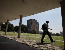 Tras detectar anomalías en el examen de ingreso en línea 2026, la UNAM anunció una prueba presencial de control.  EFE/J. Méndez