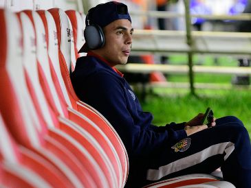 El juvenil rojiblanco pasó de disputar 15 partidos y acumular 876 minutos en el Torneo Clausura 2025, a tener participación en siete encuentros y sumar 136 minutos bajo la dirección de Gabriel Milito. IMAGO7