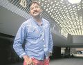 El documentalista Fernando Llanos narra el libro “Desatar amores perros”. EL UNIVERSAL