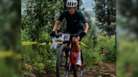 Con este triunfo, Carolina Flores se suma a la lista de atletas mexicanos que han subido a lo más alto del podio durante la jornada sabatina. ESPECIAL / Code
