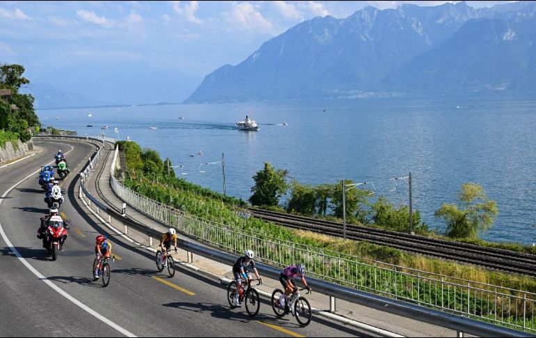 La primera etapa del Tour de Francia Femenil se disputó hoy sábado 1 de agosto con un recorrido de 138 kilómetros, con salida y meta en Lausanne, Suiza. AFP / N. Tucat