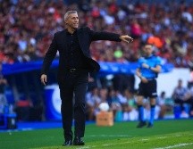 Hernán Crespo aceptó los errores ante Monterrey, pero destacó la actitud del Atlas y aseguró que el proyecto rojinegro apenas comienza. EL INFORMADOR/ J. ACOSTA.