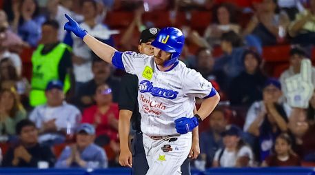Kyle Garlick pegó jonrón en la tercera entrada del segundo juego de la jornada. CORTESÍA/Charros de Jalisco