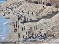 Vista aérea de la parte fronteriza de Marruecos donde se aprecia el regreso de los migrantes de vuelta a su país, este domingo. EFE/ Reduán