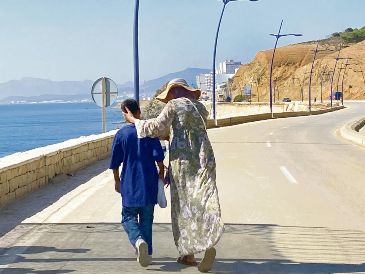 La ciudad marroquí recibió de vuelta a miles de ciudadanos africanos expulsados de España. Muchos de ellos aseguran que intentarán volver a Europa. EFE