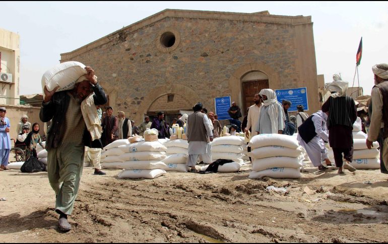 Desde finales de marzo los desastres naturales han dejado al menos 351 muertos, 436 heridos y más de 24 mil  familias afectadas en todo el país. EFE/ ARCHIVO