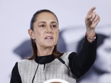 La reunión ocurre después de las protestas que la CNTE protagonizó entre mayo y junio en Ciudad de México. EFE/S. Gutiérrez