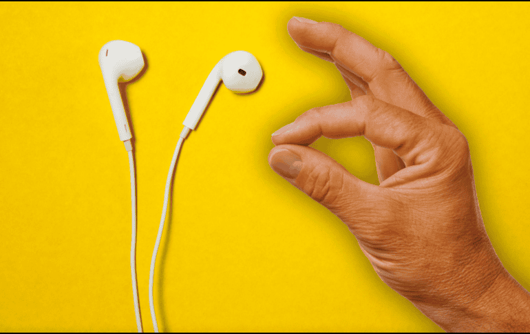 Lejos de ser un retroceso, el regreso a los cables en 2026 representa una maduración del consumidor. ESPECIAL / CANVA