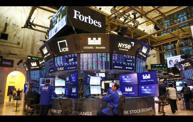 Este lunes destacaron los sólidos avances de firmas como Amazon, Meta, Nvidia, Alphabet y Microsoft. EFE/S. Yenesel