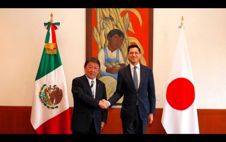 Roberto Velasco Álvarez publicó en sus redes sociales fotografías de su encuentro con el ministro Toshimitsu Motegi. X/@SRE_mx