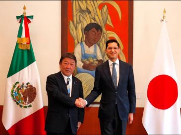 Roberto Velasco Álvarez publicó en sus redes sociales fotografías de su encuentro con el ministro Toshimitsu Motegi. X/@SRE_mx