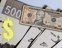 Conoce el tipo de cambio del dólar frente al peso mexicano hoy martes 4 de agosto de 2026. ESPECIAL/Canva