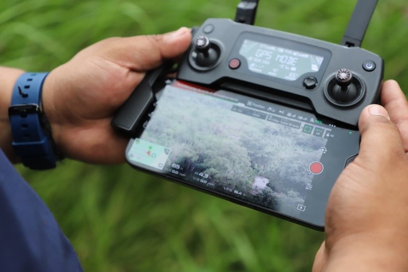 La búsqueda del menor permanecerá activa con el apoyo de la Policía de Guadalajara y otro dron de esta corporación.&nbsp;ESPECIAL