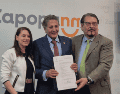 El presidente municipal de Zapopan, Juan José Frangie, explicó que con esto se busca que los ciudadanos y empresarios hagan menos trámites. EL INFORMADOR / J. VELAZCO